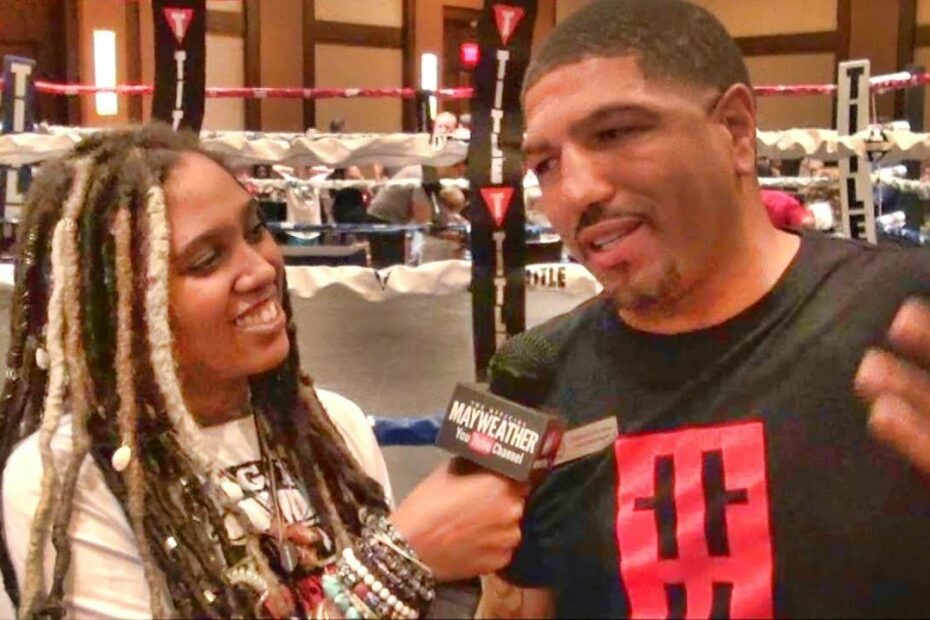 Natia (Daughter Of Diego Corrales) Catches Up With Some Of The Greats At The 2019 Nvbhof